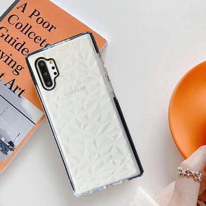 Diamond pattern phone case