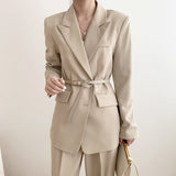 Short French Suit with Belt