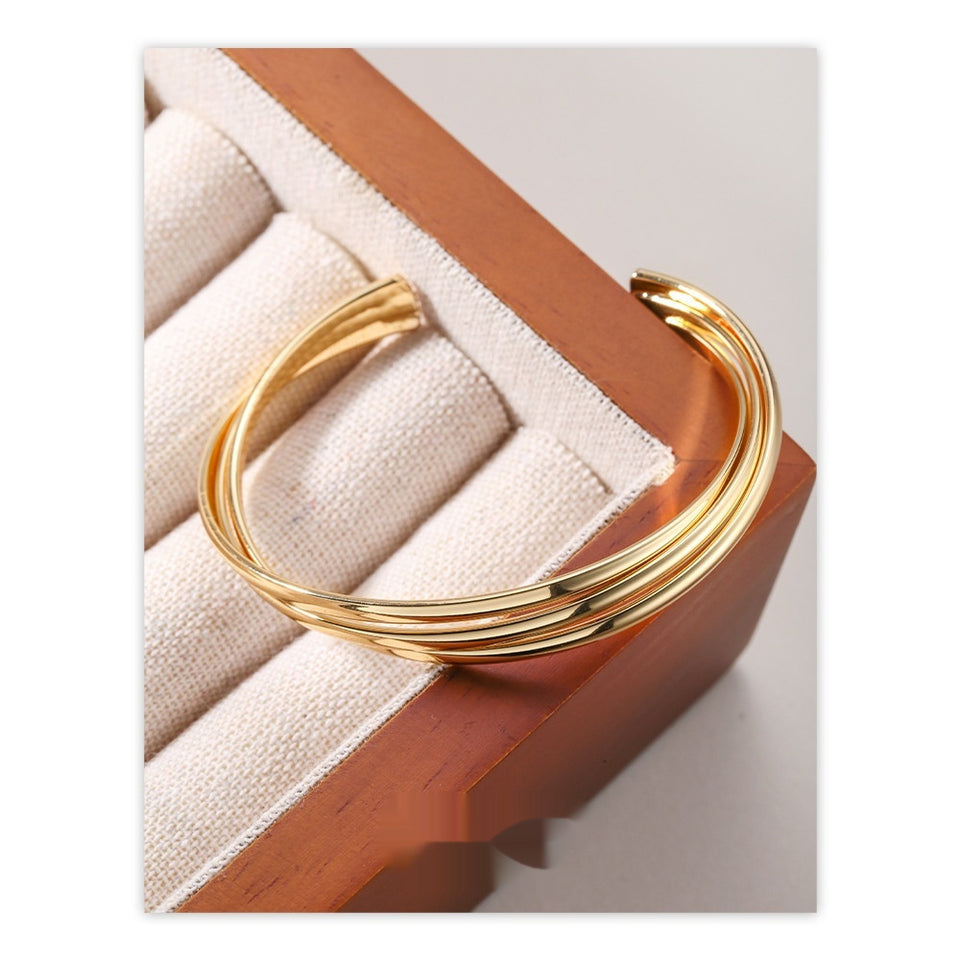 Curve Opening Adjustable Bracelet