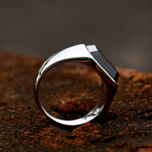 Stainless Steel Inlaid Black Agate Ring Vintage